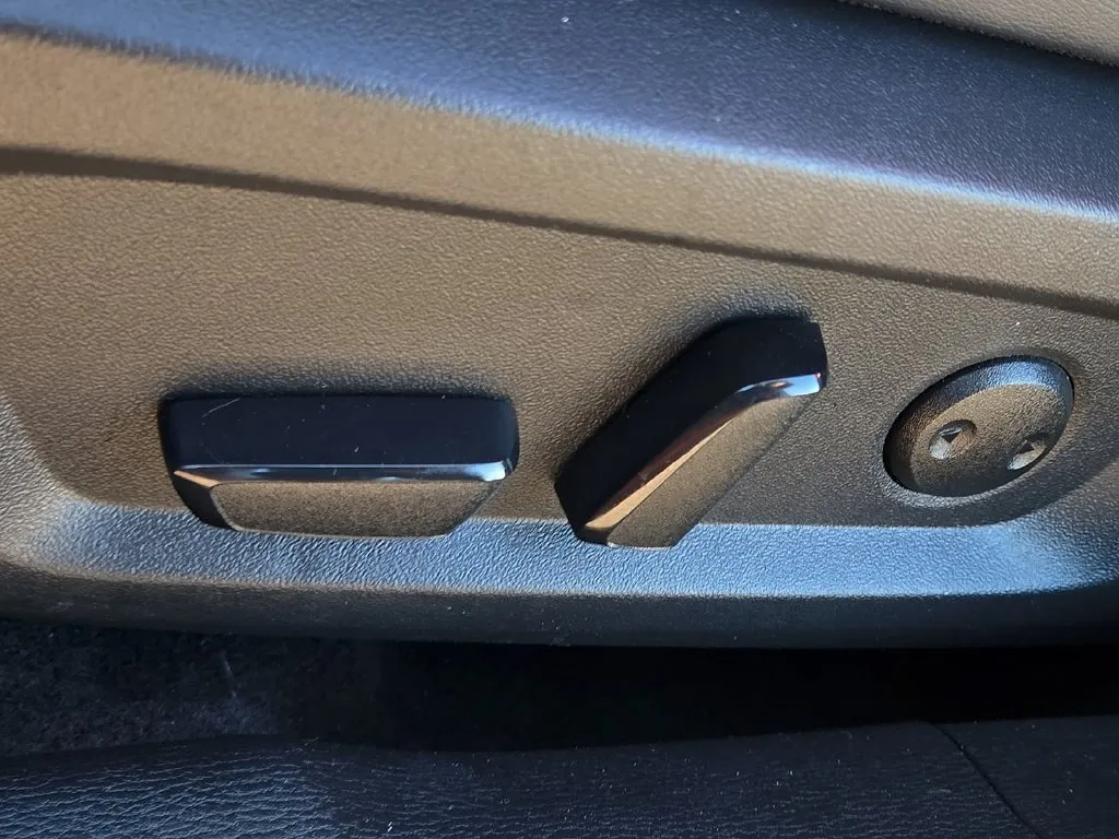Mitsubishi Outlander photo 18