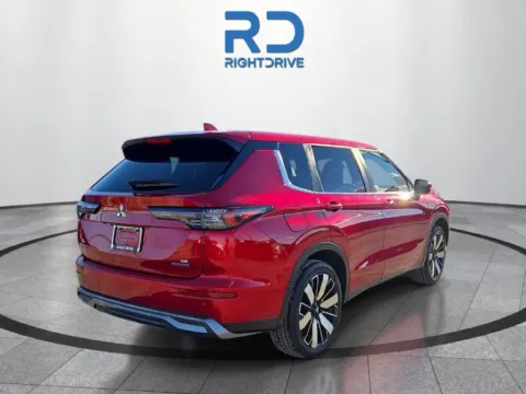 Another view of 2025 Mitsubishi Outlander SE for sale in El Paso, TX at RightDrive - 8320 Gateway East