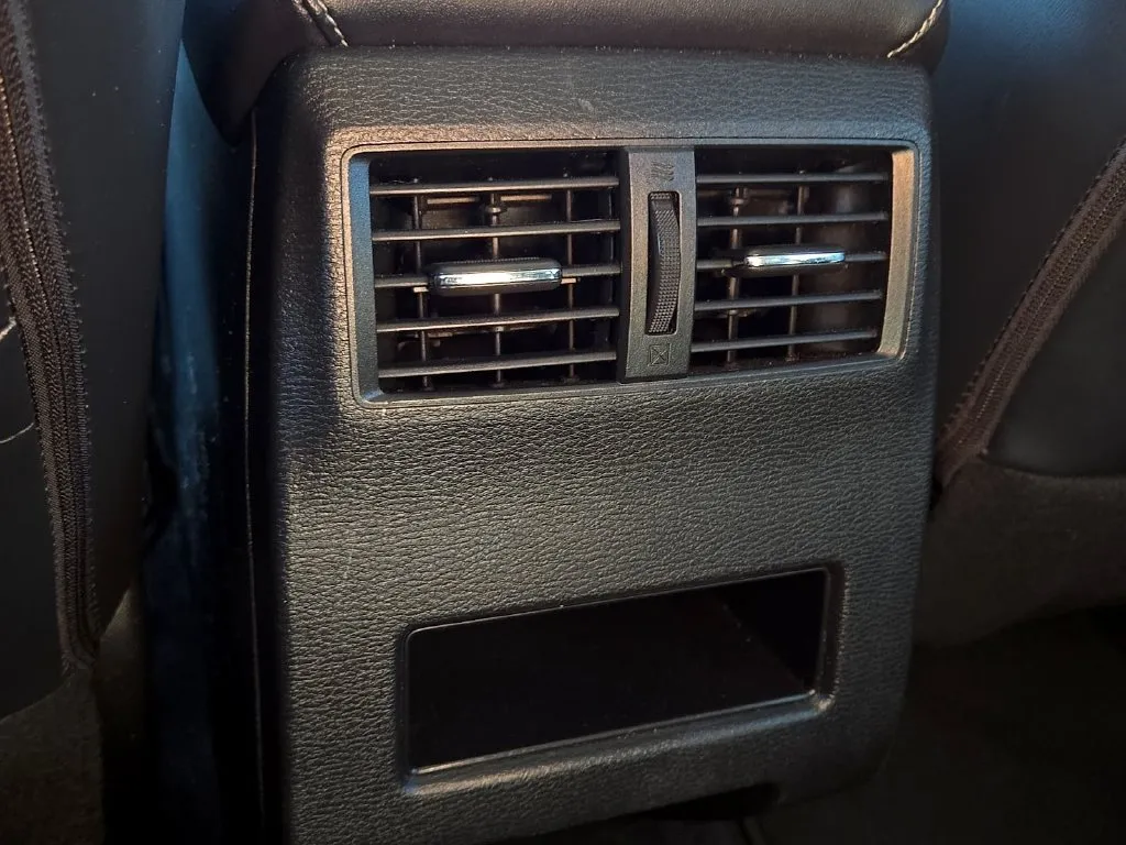 Mitsubishi Outlander photo 12