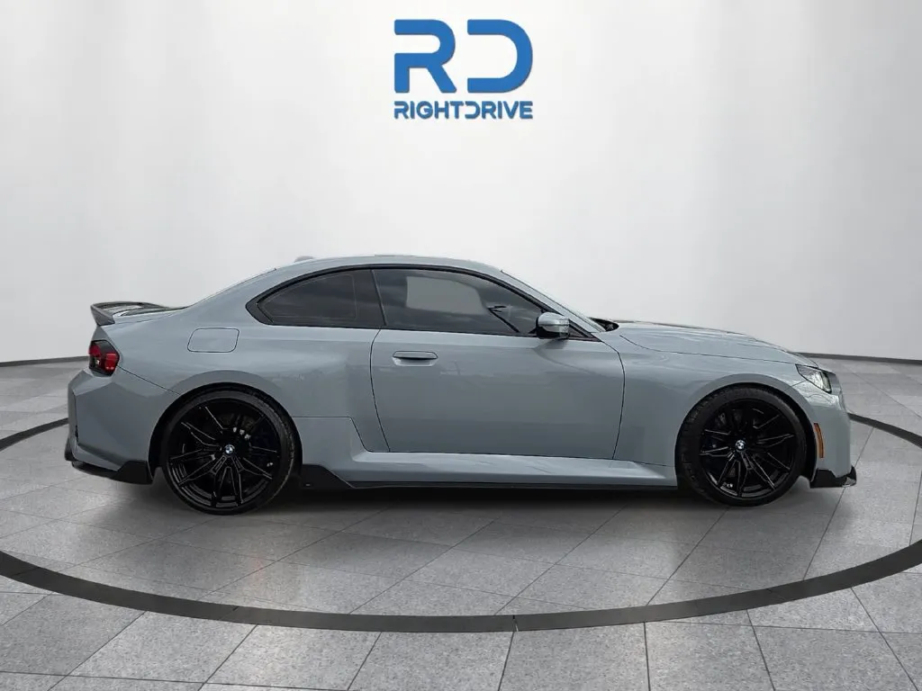 BMW M2 photo 2