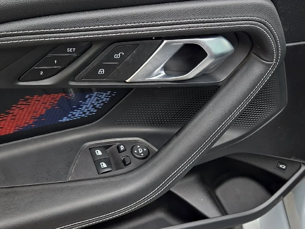 BMW M2 photo 16