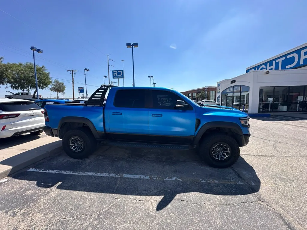 Ram 1500 photo 4