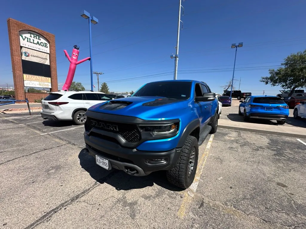 Ram 1500 photo 2