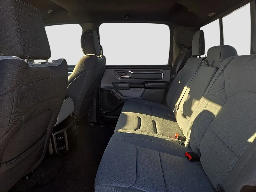 Ram 1500 photo 11