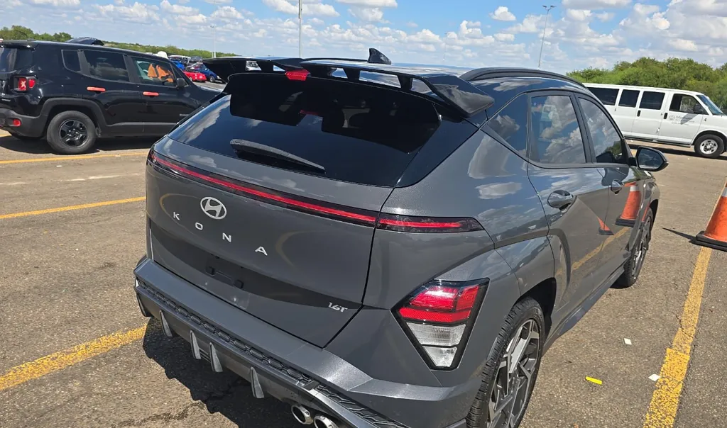 Hyundai Kona photo 4