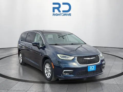Blue 2023 Chrysler Pacifica Touring L for sale in El Paso, TX