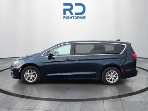 More photos of 2023 Chrysler Pacifica Touring L at RightDrive - 8320 Gateway East, TX