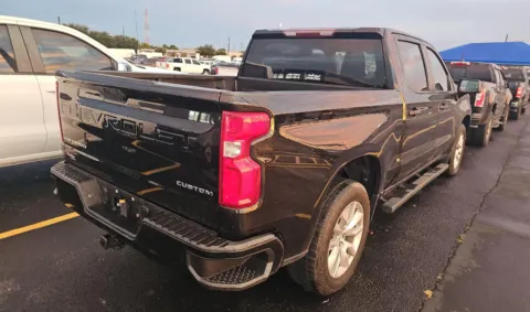 More photos of 2021 Chevrolet Silverado 1500 Custom at RightDrive - 8320 Gateway East, TX
