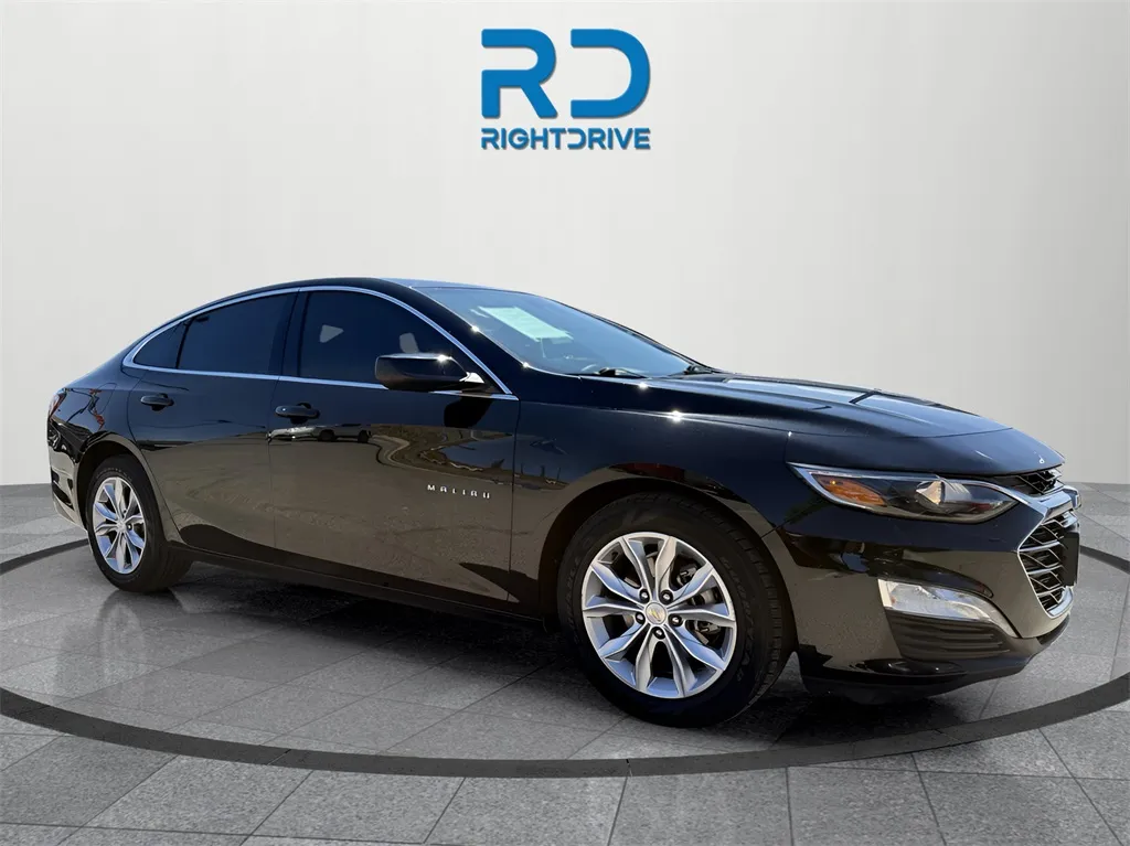 Black 2021 Chevrolet Malibu LT for sale in El Paso, TX