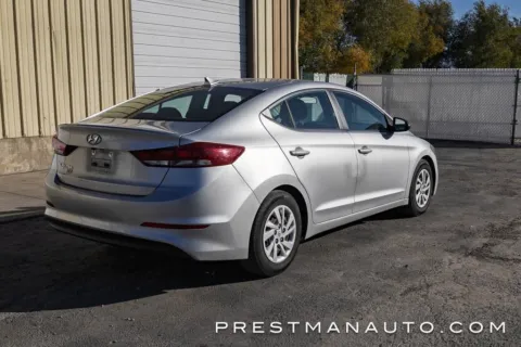 More photos of 2018 Hyundai Elantra SE at Prestman Auto, UT