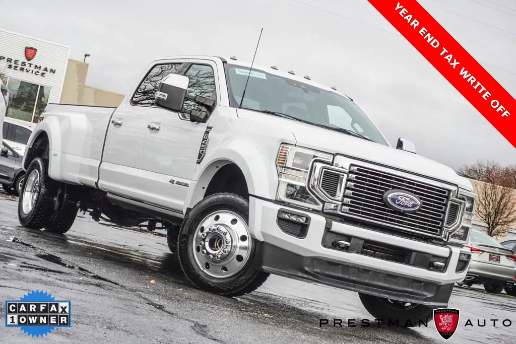 2020 Ford F-450 Super Duty Platinum's photo