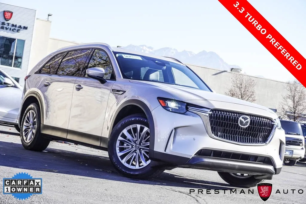 2025 Mazda CX-90 Preferred Package's photo
