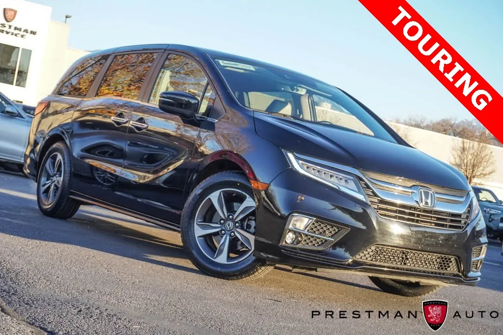 2020 Honda Odyssey Touring's photo