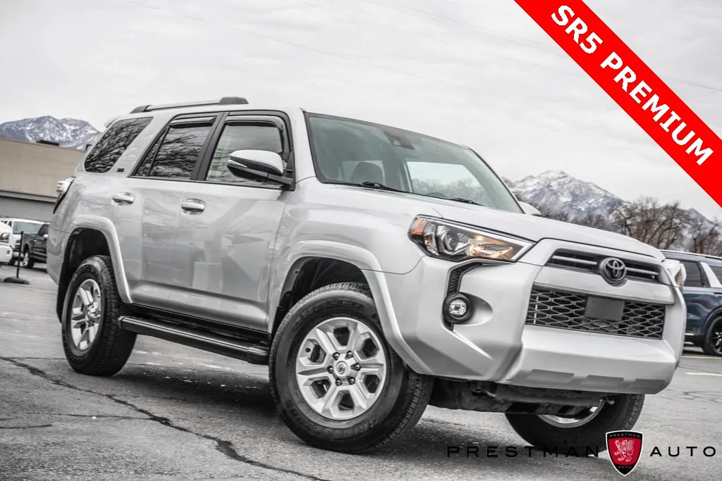 2024 Toyota 4Runner SR5 Premium's photo