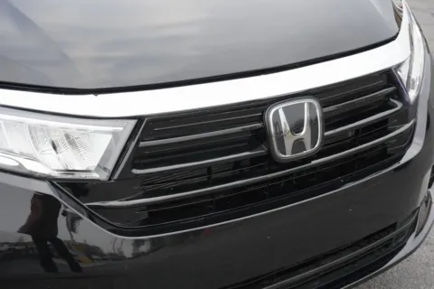 More photos of 2023 Honda Odyssey Elite at Prestman Auto, UT