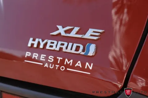 More photos of 2022 Toyota Sienna XLE at Prestman Auto, UT