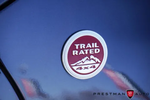 More photos of 2019 Jeep Cherokee Trailhawk at Prestman Auto, UT