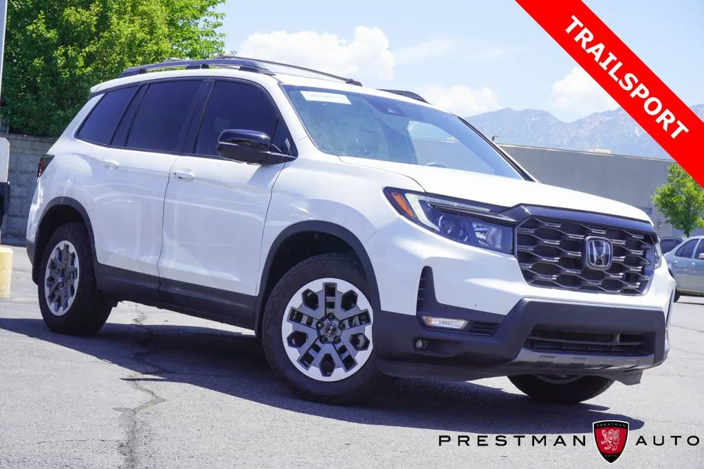 2024 Honda Passport 3.5 TrailSport 4WD Auto's photo