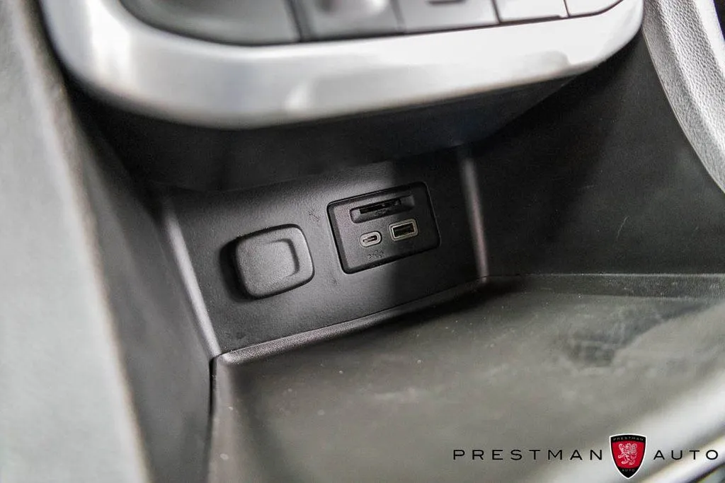 2021 GMC Acadia SLT - Photo 34