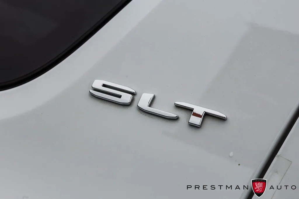 2021 GMC Acadia SLT - Photo 10