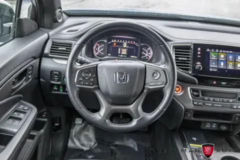 Photos of 2024 Honda Passport EX-L for sale in Salt Lake City, UT at Prestman Auto