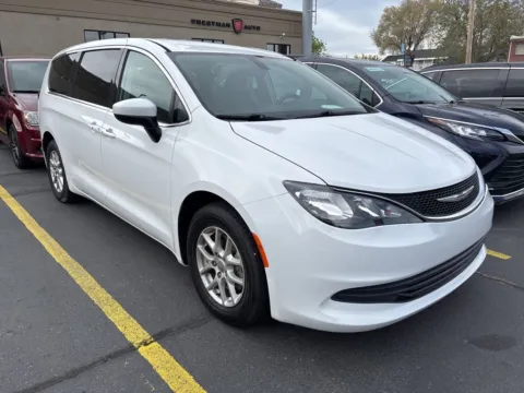 White 2017 Chrysler Pacifica Touring for sale in Salt Lake City, UT