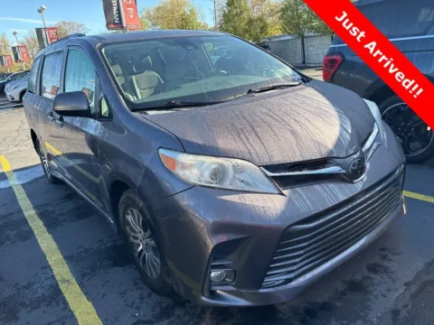 Gray 2019 Toyota Sienna XLE for sale in Salt Lake City, UT