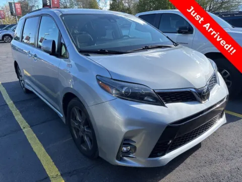 Silver 2020 Toyota Sienna SE for sale in Salt Lake City, UT