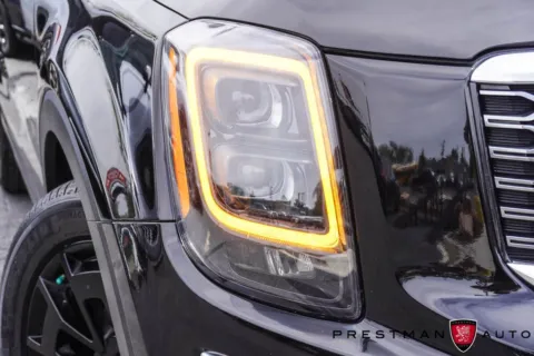 More photos of 2021 Kia Telluride SX at Prestman Auto, UT