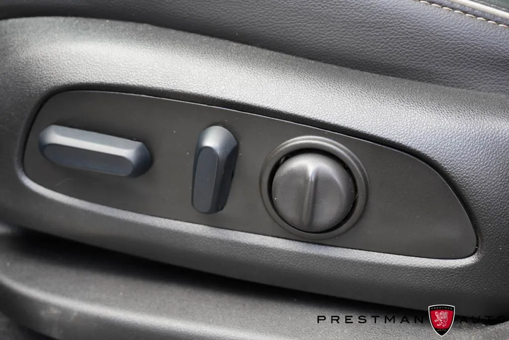 2023 GMC Acadia Denali - Photo 28