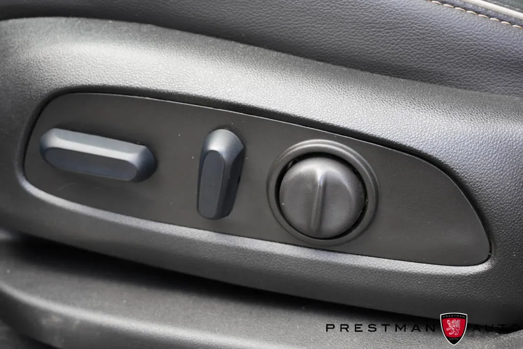 2023 GMC Acadia Denali - Photo 28