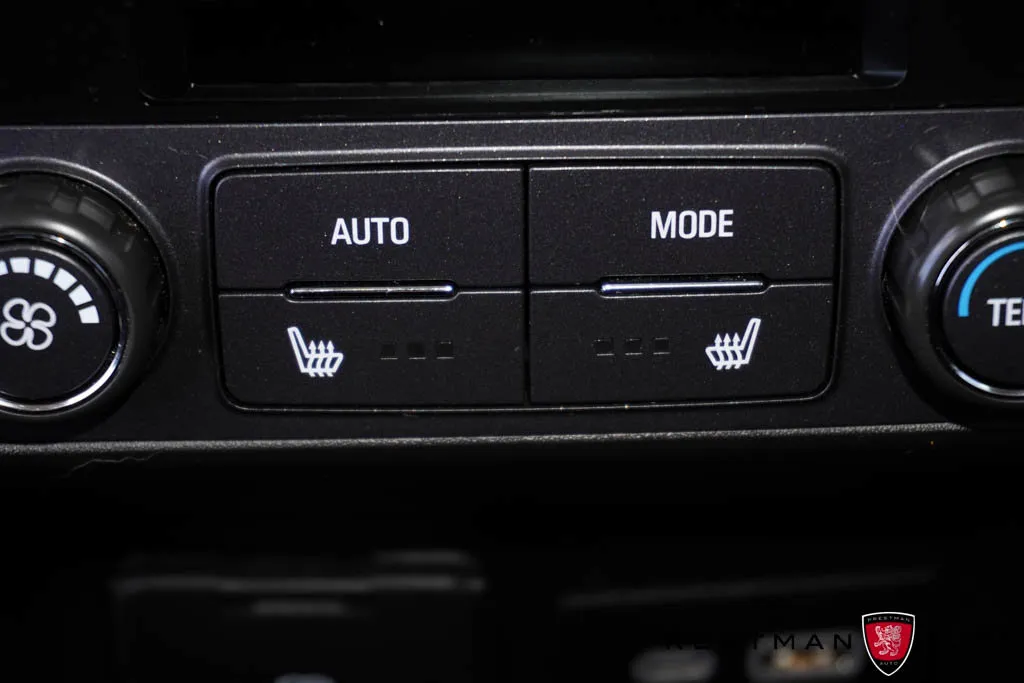 2023 GMC Acadia Denali - Photo 47