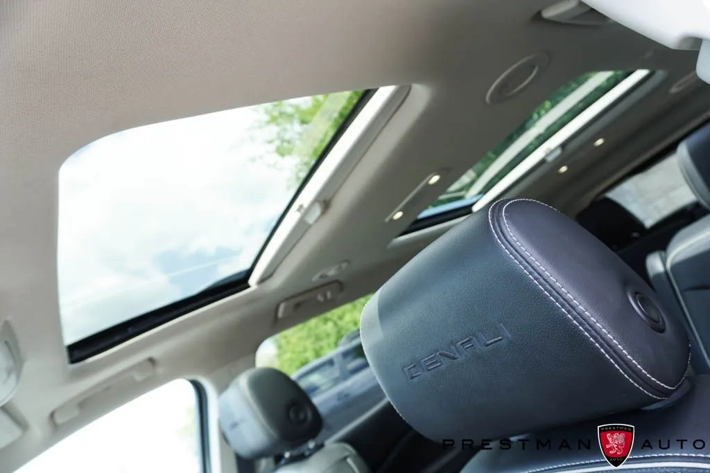 2023 GMC Acadia Denali - Photo 12