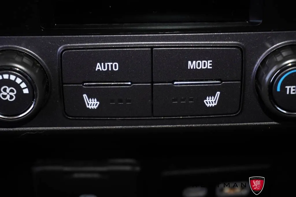 2023 GMC Acadia Denali - Photo 47