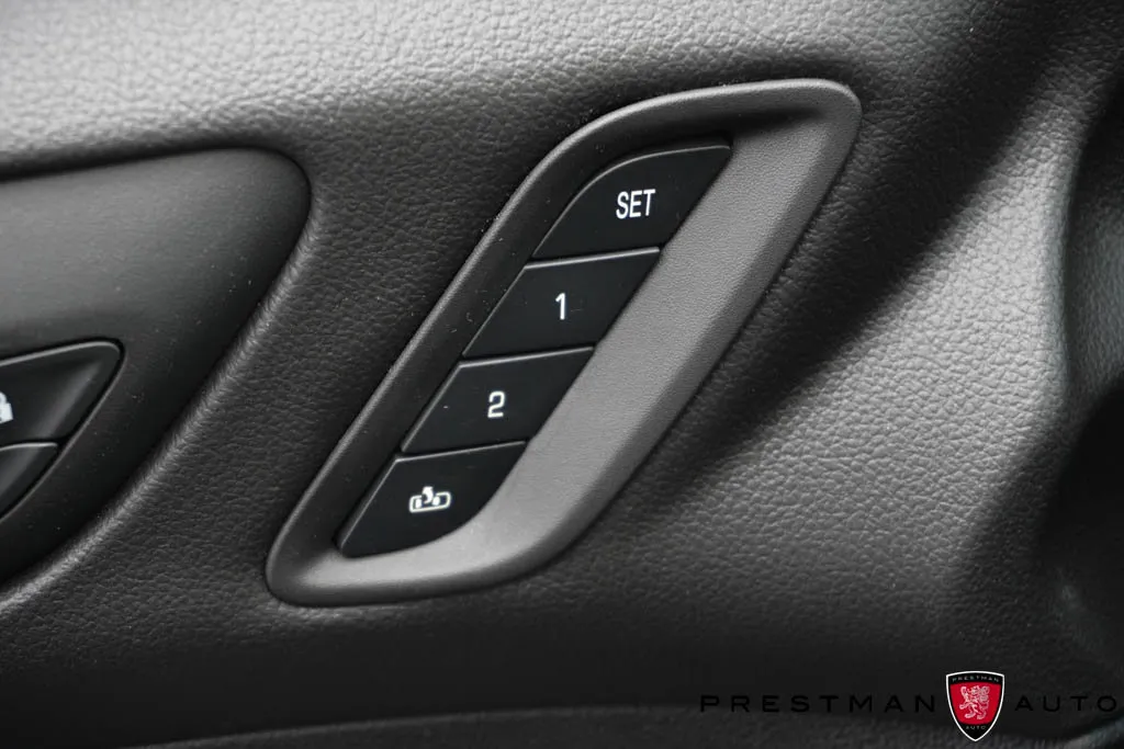 2023 GMC Acadia Denali - Photo 26