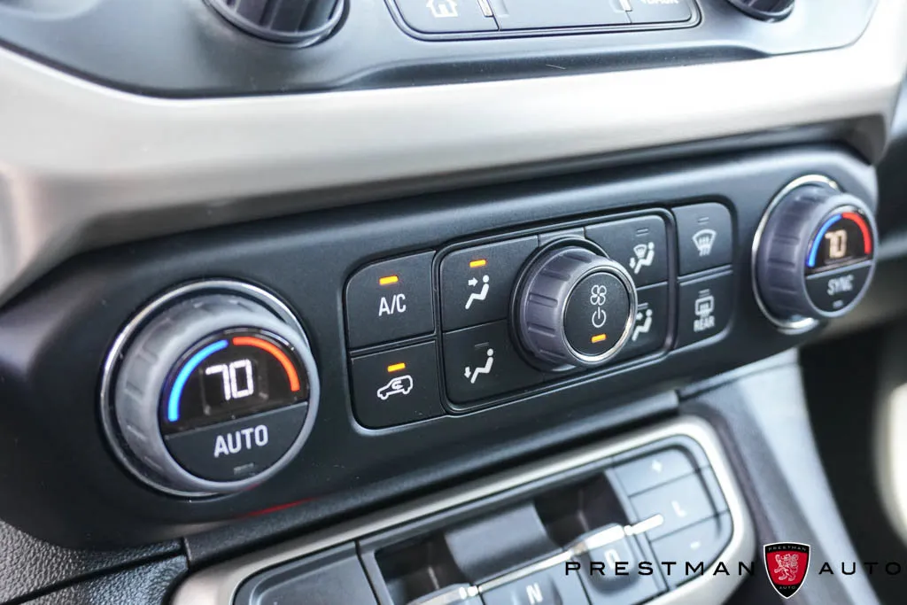 2023 GMC Acadia Denali - Photo 40