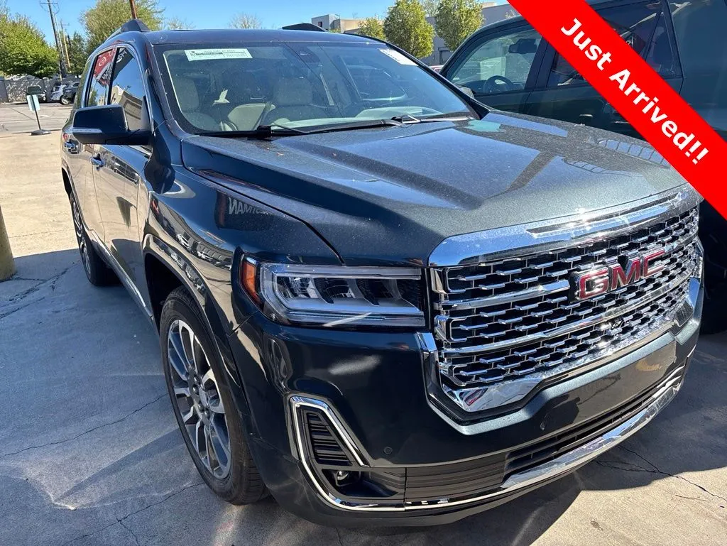 2022 GMC Acadia Denali AWD's photo