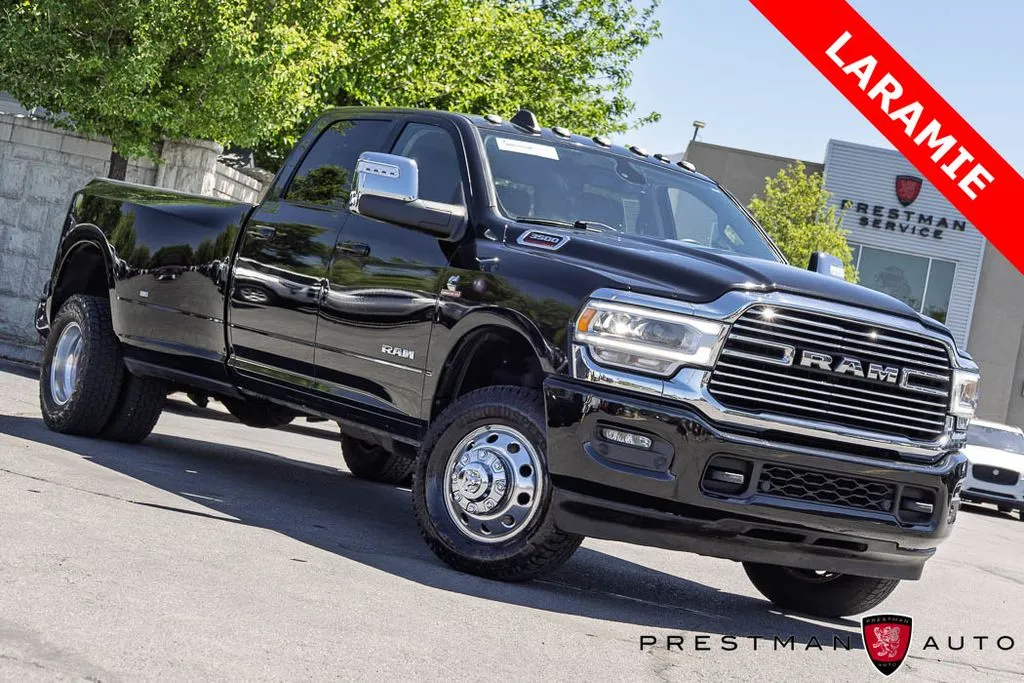 2024 RAM 3500 Laramie 4X4 Crew Cab LWB's photo