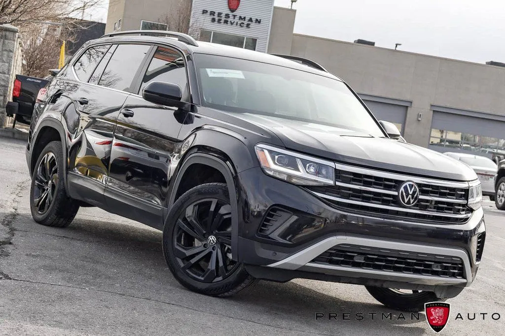 2023 Volkswagen Atlas 3.6L SE w/Tech 4MOTION's photo