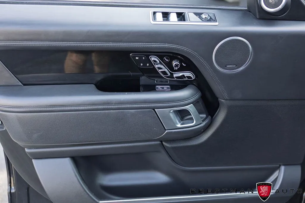 Land Rover Range Rover photo 25