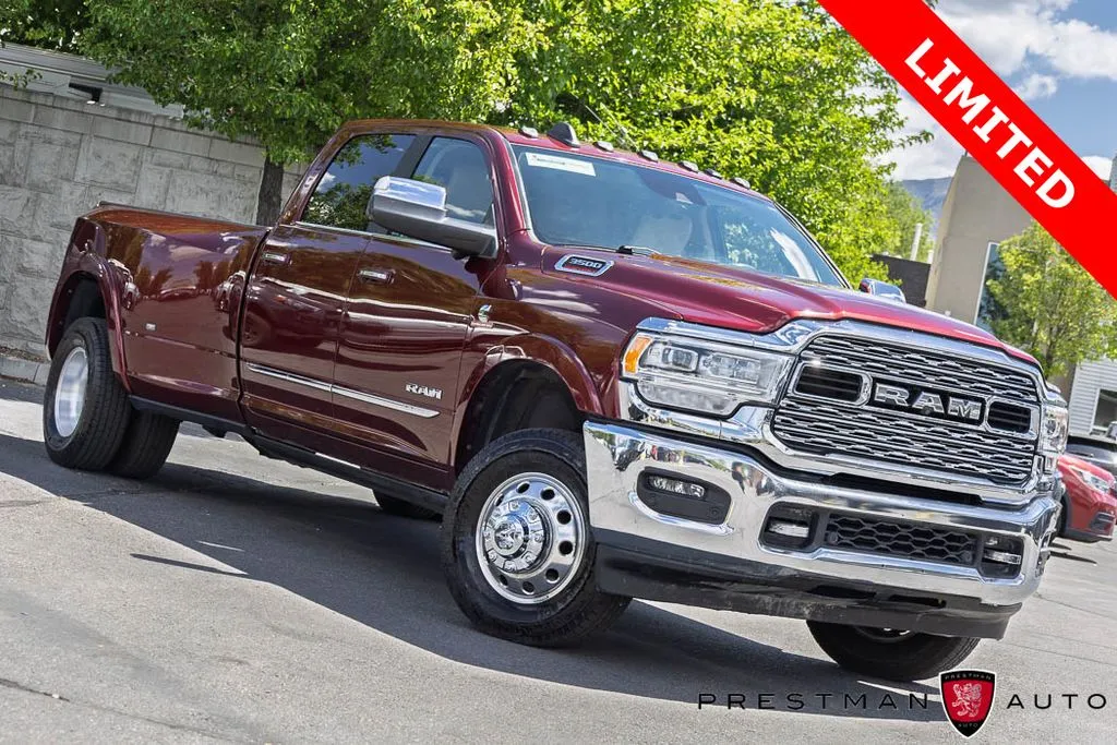 2021 RAM 3500 Limited 4X4 Crew Cab LWB's photo