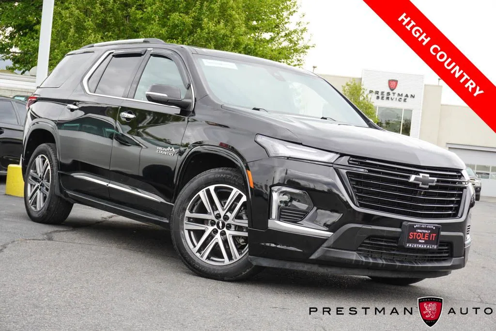 2023 Chevrolet Traverse AWD High Country's photo