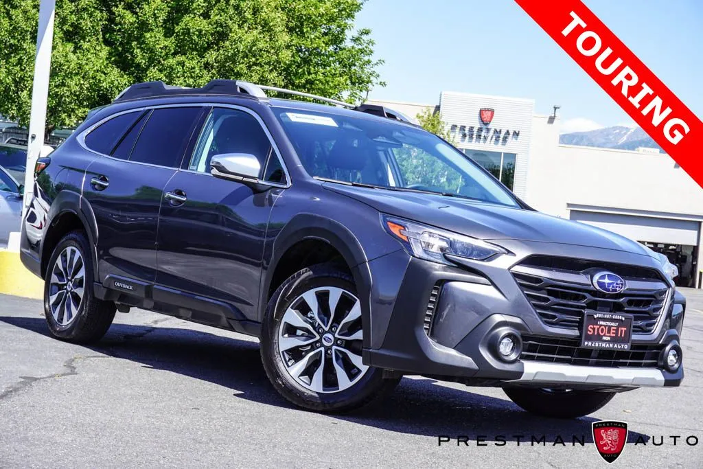 2025 Subaru Outback Touring's photo