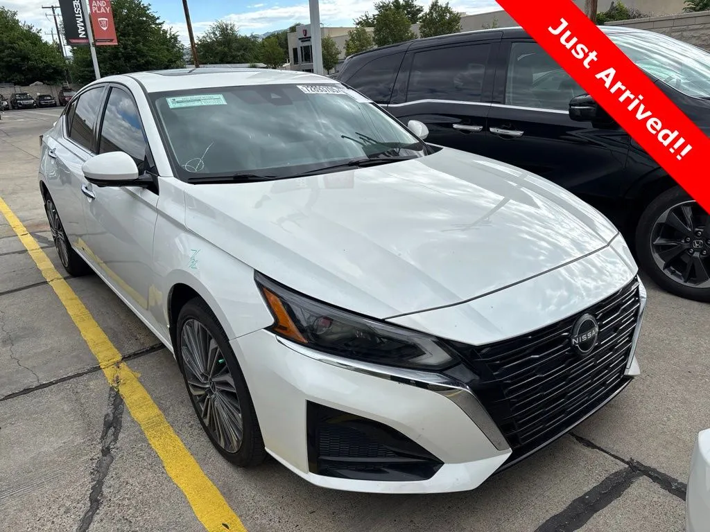 2023 Nissan Altima 2.5 SL AWD's photo