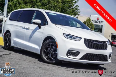 White 2023 Chrysler Pacifica Hybrid Touring L for sale in Salt Lake City, UT