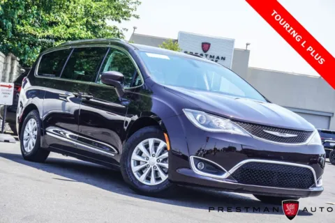 Unknown 2018 Chrysler Pacifica Touring L Plus for sale in Salt Lake City, UT