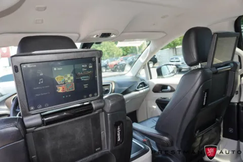 More photos of 2018 Chrysler Pacifica Touring L Plus at Prestman Auto, UT