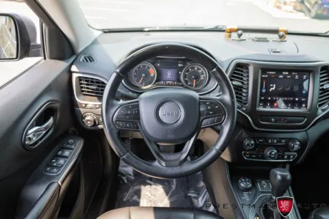 Photos of 2019 Jeep Cherokee Trailhawk for sale in Salt Lake City, UT at Prestman Auto