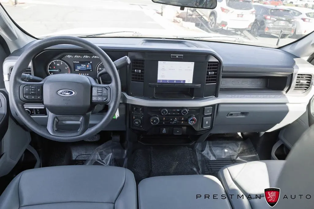 Ford F-250SD photo 36