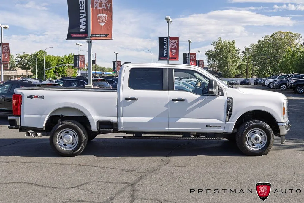 Ford F-250SD photo 18